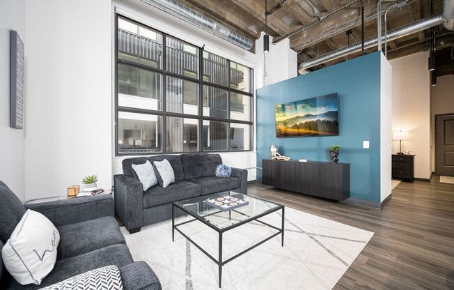 Studio, 1 bath, 605 sqft, $1,230, Unit 301