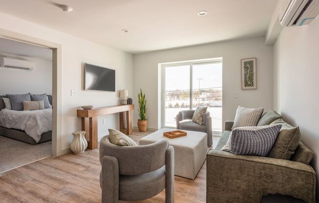 1 bed, 1 bath, $2,495, Unit 418