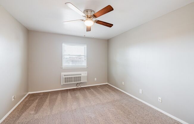 1 bed, 1 bath, 576 sqft, $1,175, Unit 2298-23