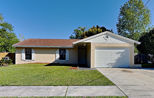 7215 SHARBETH DR S