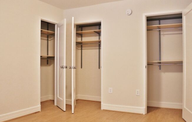 1 bed, 1 bath, 600 sqft, $2,923, Unit 0121