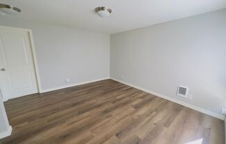 1 bed, 1 bath, 676 sqft, $1,500, Unit 923 - 3