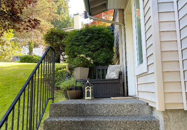 2143 NW PACIFIC ELM DR