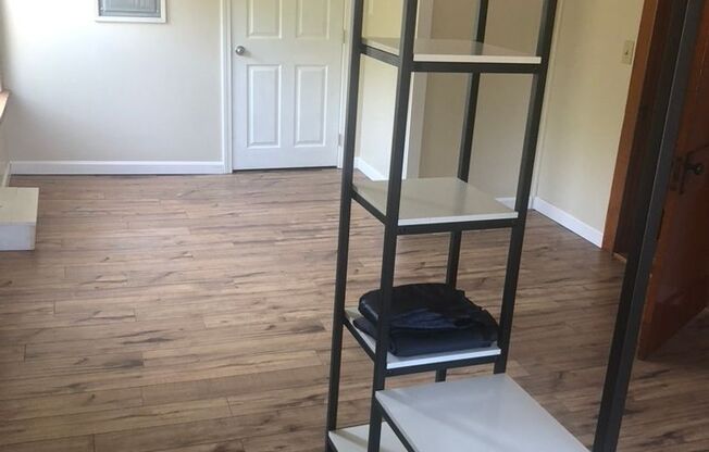 1 bed, 1 bath, $1,600