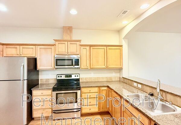2406 NE 130 AVE