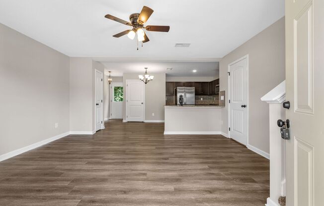 Glenstone Springs Dr - 424