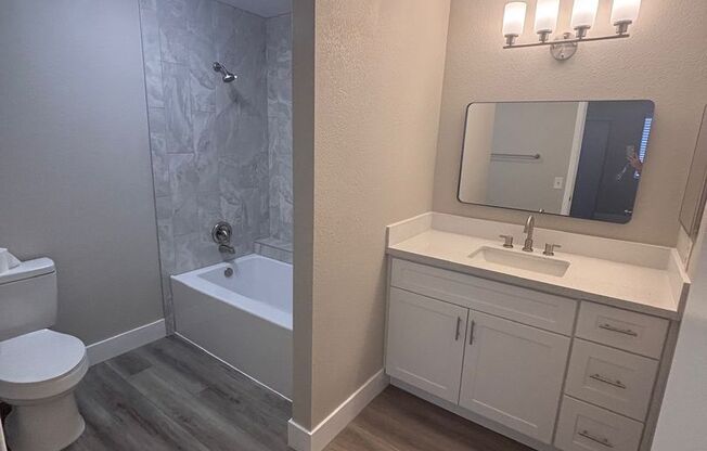 2 beds, 1.5 baths, $1,600, Unit # 1046