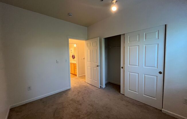 2 beds, 2 baths, $1,945