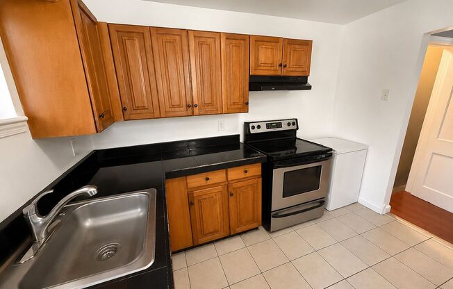 South Philly Gem in Grays Ferry – Updated Rowhome with Basement