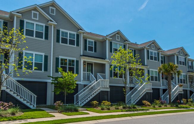 Beautiful Oyster Point Townhome - Mt. Pleasant