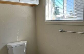 Studio, 1 bath, 240 sqft, $850, Unit 130-A