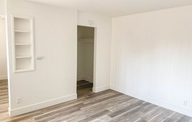 Studio, 1 bath, 350 sqft, $1,425, Unit 5478-19