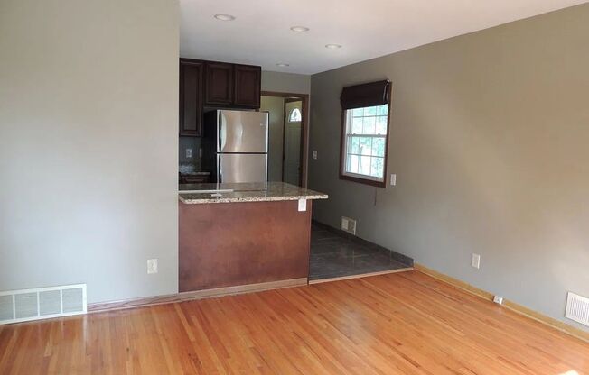 1103 - 1105 22nd Ave Se