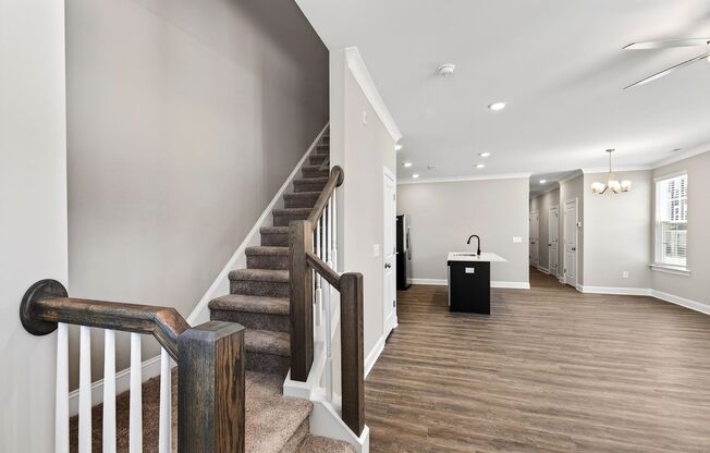 Charming Craftsman-Style 3-Bedroom Townhome in Garner!