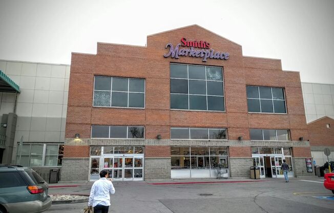 1 bed, 1 bath, 500 sqft, $899, Unit 01 - R