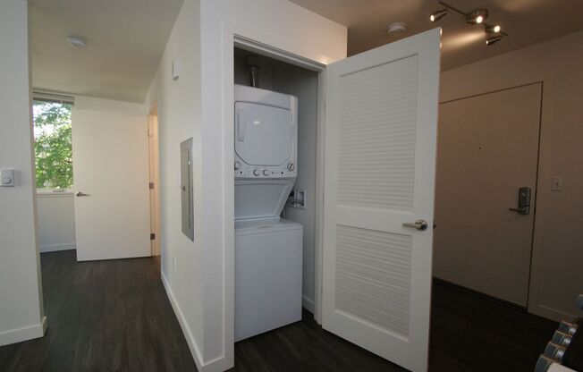 1 bed, 1 bath, 368 sqft, $1,450, Unit 110