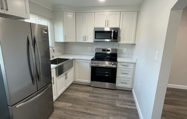 1 bed, 1 bath, $2,100, Unit 1405