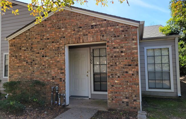 College Station -   2 bedroom / 2 bath Townhome with washer/dryer!!