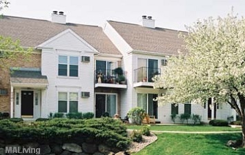 2 beds, 2 baths, 950 sqft, $1,775, Unit 7617RC