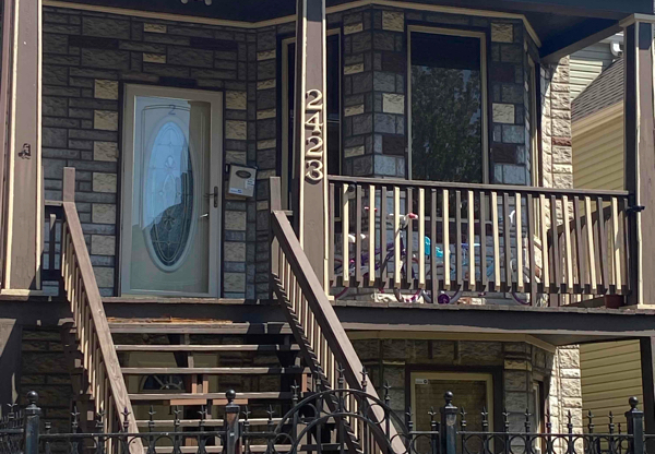 2423 N LAWNDALE 2