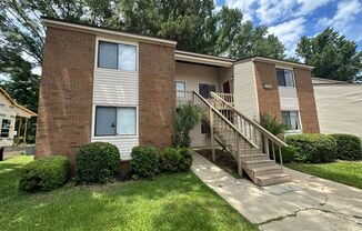 Upstairs unit on Hilaman Golf Course!