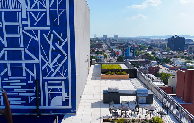 3 beds, 2 baths, $6,643, Unit 14K