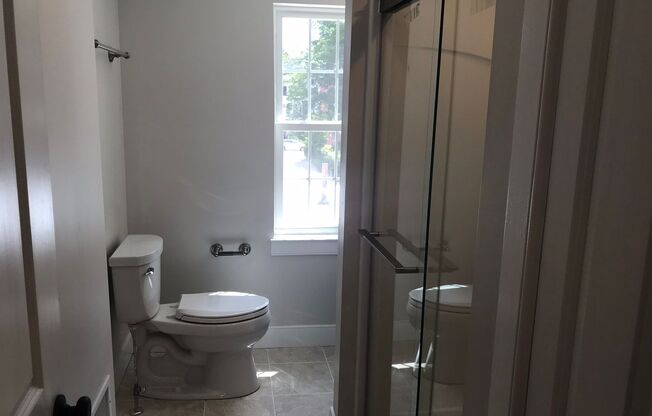 2 beds, 1.5 baths, $2,800
