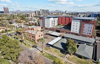 829 N 4th Ave