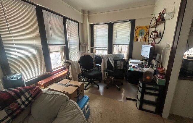 1 bed, 1 bath, $1,045, Unit 8