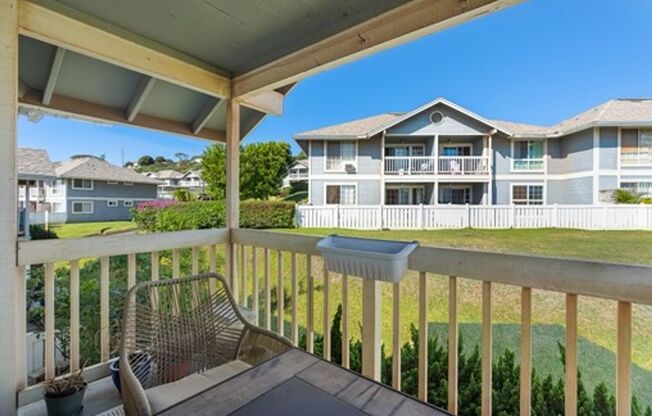 Corner Townhouse with Ocean Views at Makakilo Cliffs!