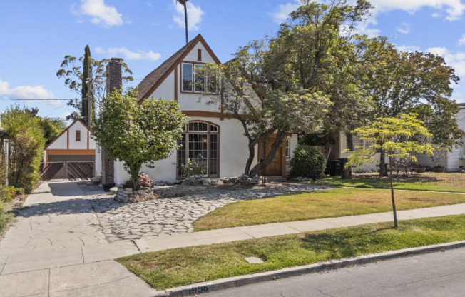 1958 JEFFERSON DR