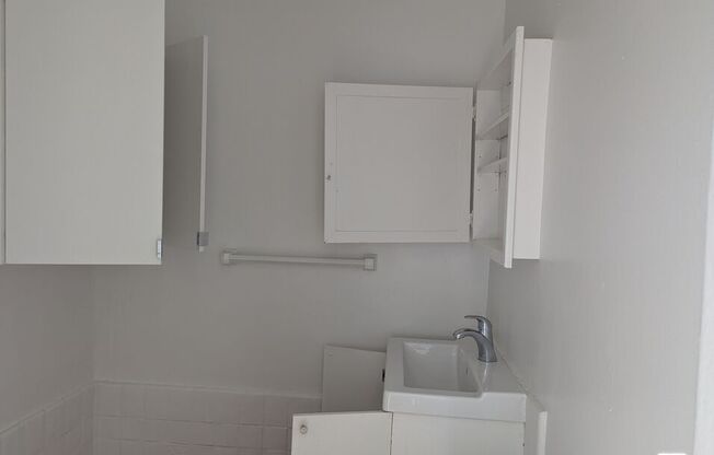 Studio, , 250 sqft, $1,199, Unit 602