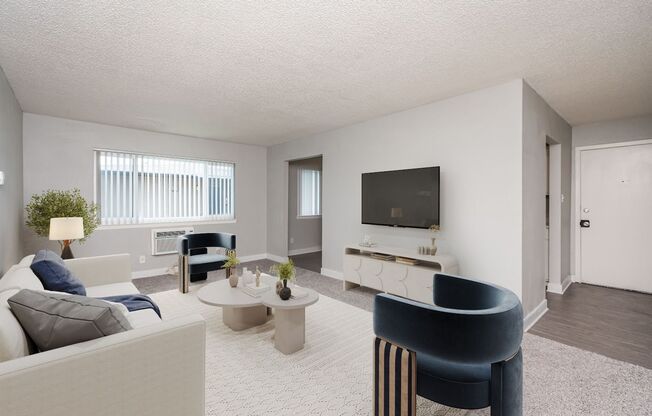 1 bed, 1 bath, 575 sqft, $1,275, Unit 43