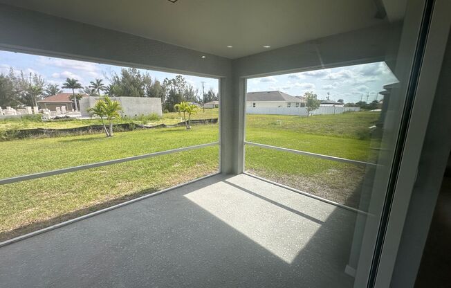 3 Bedroom + Den - 2 Bathroom- NW Cape Coral