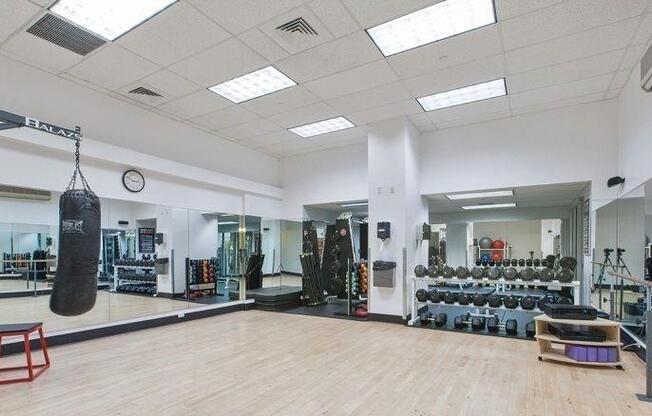 1 bed, 1 bath, 819 sqft, $5,000, Unit PH4D