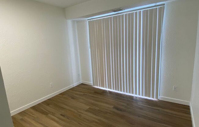 2 beds, 1 bath, 1,000 sqft, $1,675, Unit 2528-0215