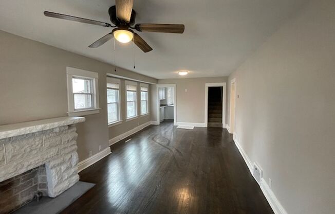3bd/1ba Home, Large Yard!!