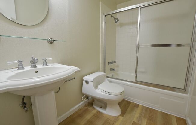 Spacious 1 Bed 1 Bath in Gated West San Jose Community