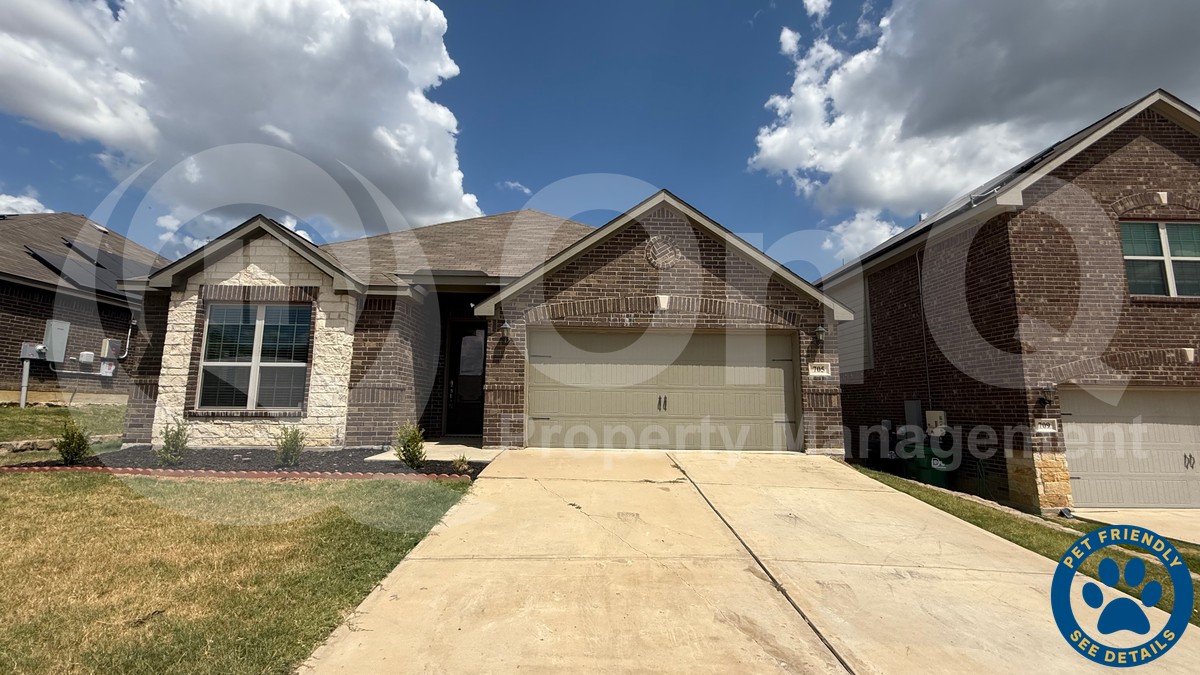 705 JUNEBERRY DR