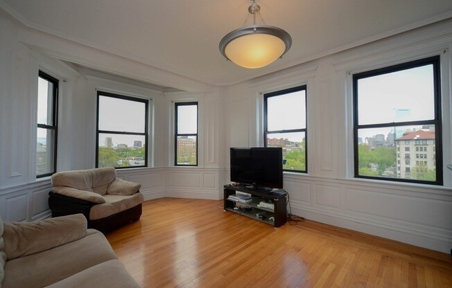 464-466 Commonwealth Ave.