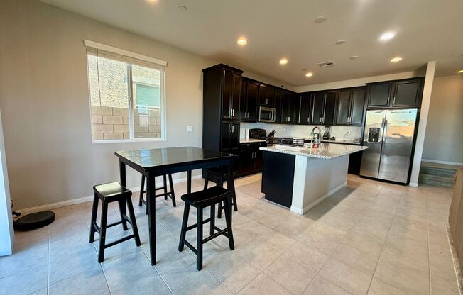 3 beds, 2 baths, $2,369