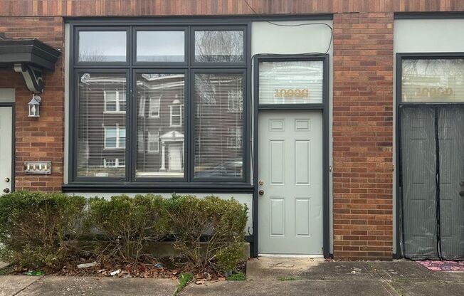 1000 Bates St