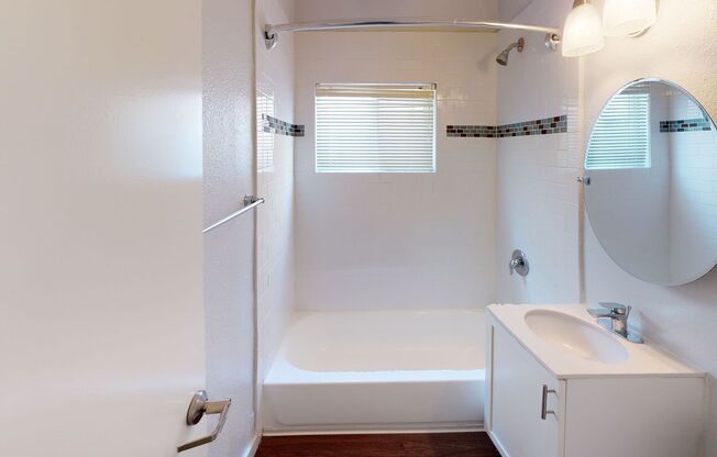 Studio, 1 bath, 436 sqft, $1,475, Unit 129