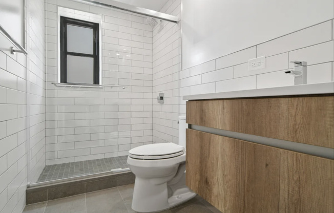 1 bed, 1 bath, 778 sqft, $5,999, Unit 14H