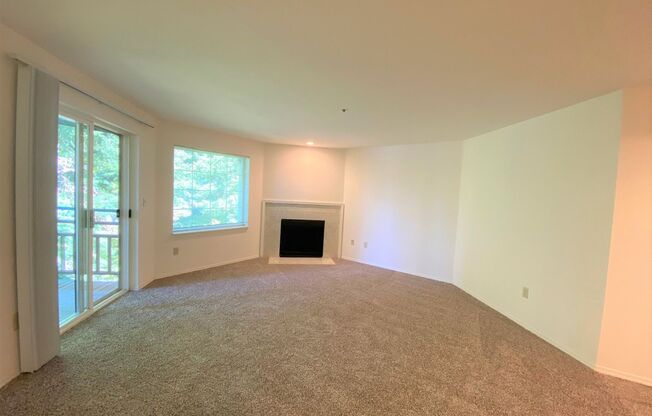 2 beds, 2 baths, 990 sqft, $2,530, Unit B 118