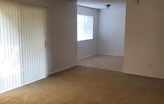 2 beds, 1 bath, $2,095, Unit #09