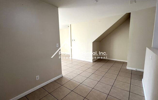 3 beds, 2.5 baths, $2,200