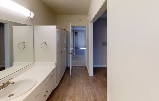 1 bed, 1 bath, 725 sqft, $1,825, Unit 207