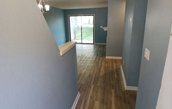 Clean 2BR/2BA Townhome in Garner Near White Oak & I-40