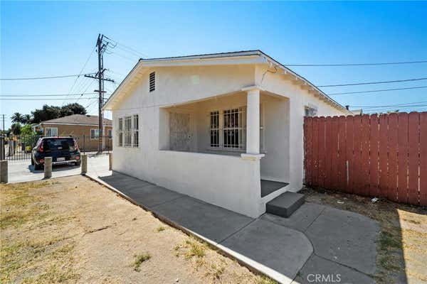 2 beds, 1 bath, 809 sqft, $2,500